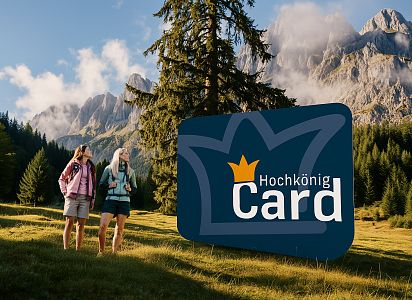 Mehr erleben – ohne jedes Mal neu zu planen – Card im Urlaubskontext – zum Beispiel Familie, Bergwelt und sichtbarer Card-Bezug